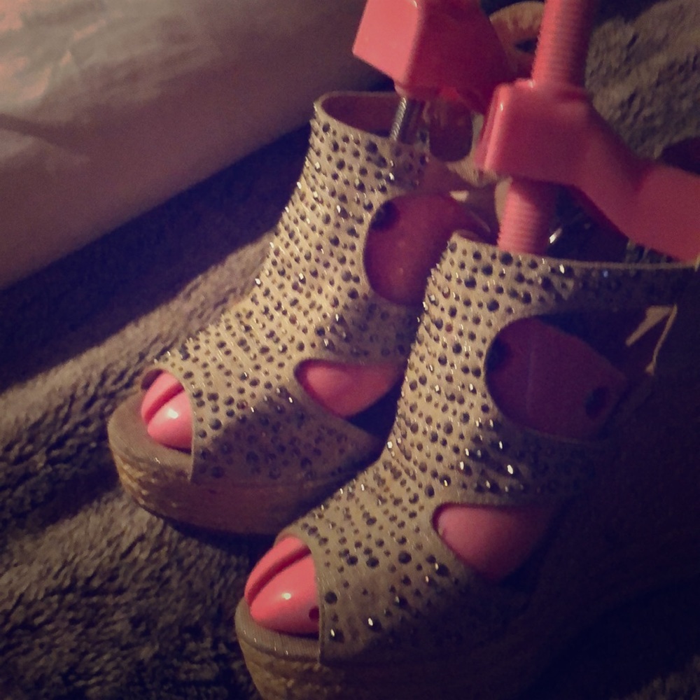 ALDO Wedge Open Toe Heels w/ Metal Shimmer Studs